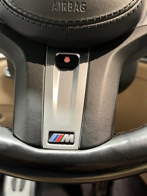 Used 2021 BMW 750i xDrive w/ M Sport Package image 23