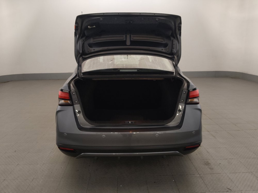 Used 2025 Nissan Versa S FWD image 29
