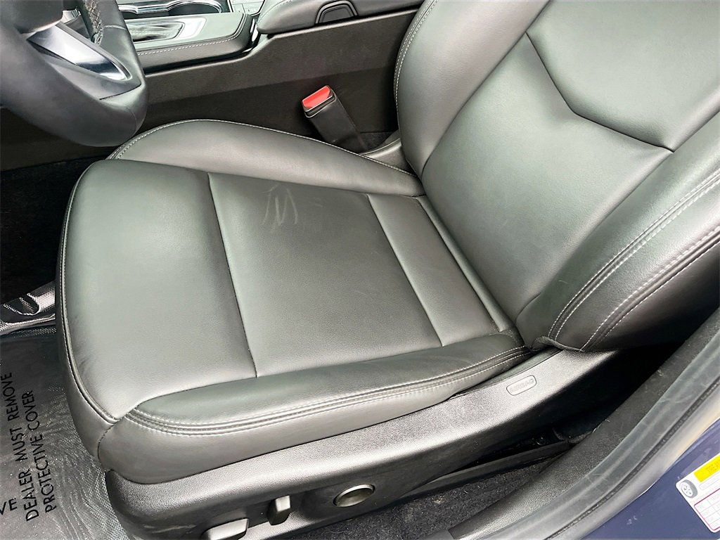 Used 2025 Cadillac CT4 Luxury image 18