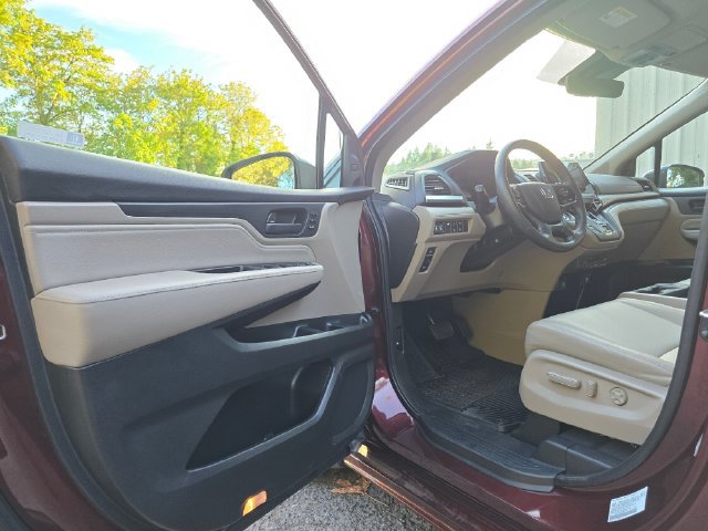 Used 2018 Honda Odyssey Touring image 23