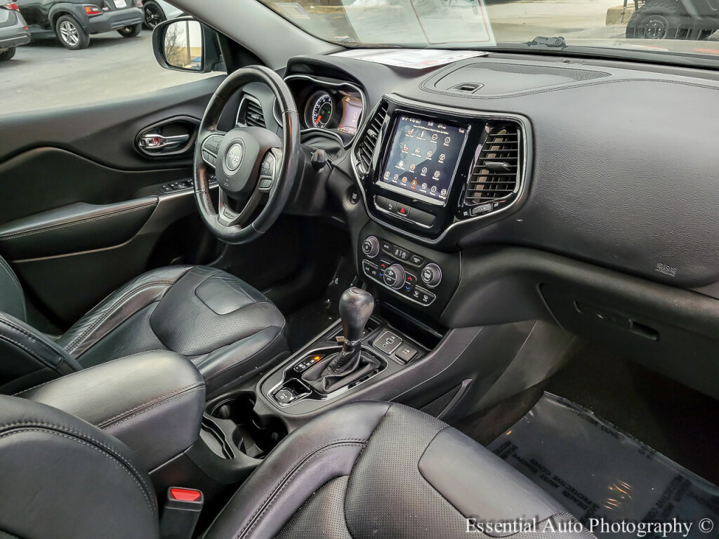 Used 2019 Jeep Cherokee Limited image 33