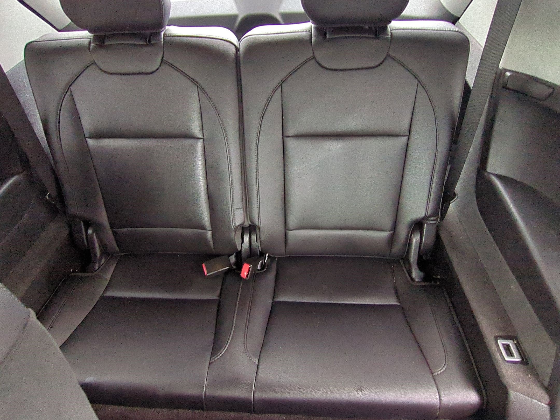 Used 2019 Acura MDX Tech SH-AWD image 32