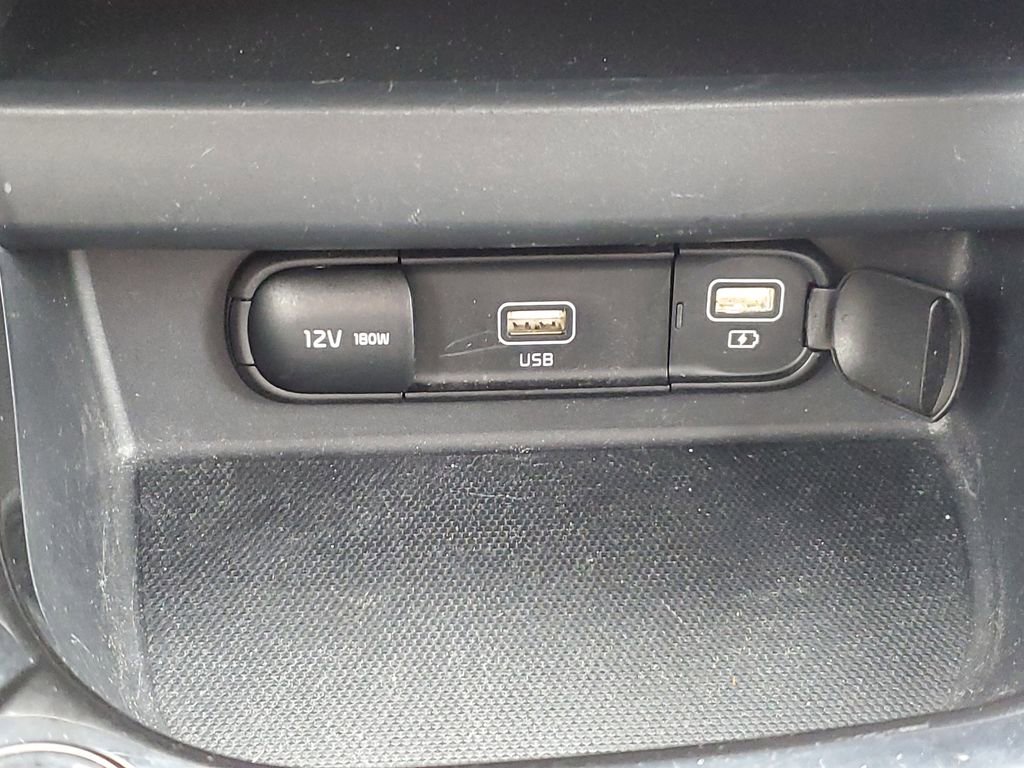 Used 2023 Kia Seltos Nightfall Edition image 18