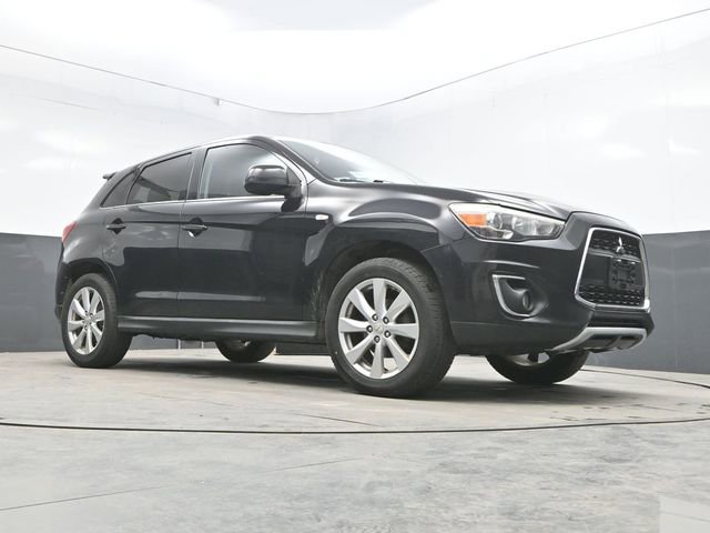 Used 2014 Mitsubishi Outlander Sport SE AWD/4WD image 31