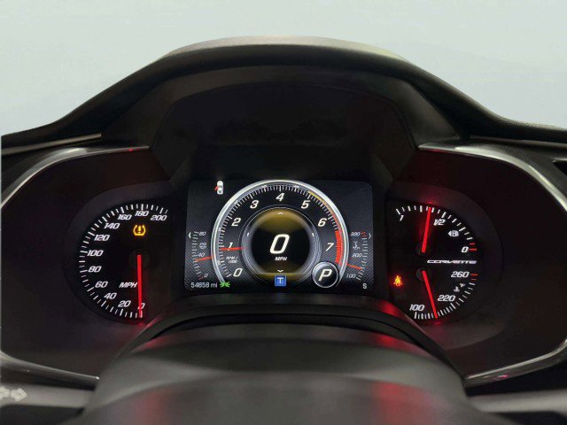 Used 2016 Chevrolet Corvette Stingray Coupe RWD image 25