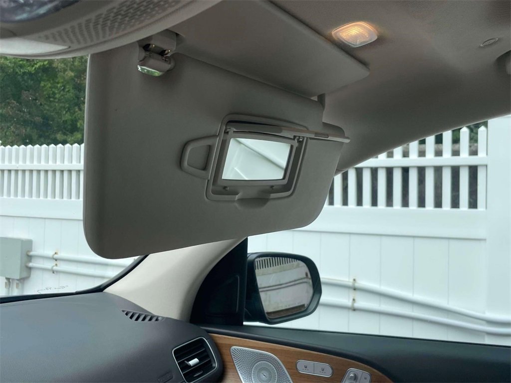 Used 2020 Mercedes-Benz GLS 450 4MATIC image 31