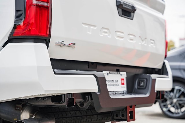 New 2025 Toyota Tacoma SR5 image 7