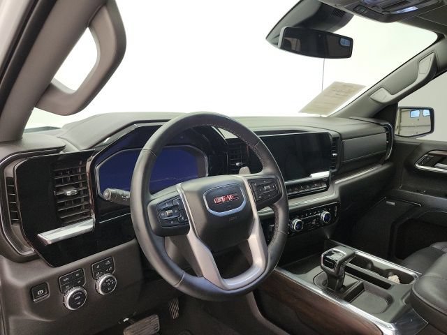 Used 2024 GMC Sierra 1500 SLT AWD/4WD image 12