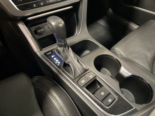 Used 2017 Hyundai Sonata Limited 2.0T FWD image 34