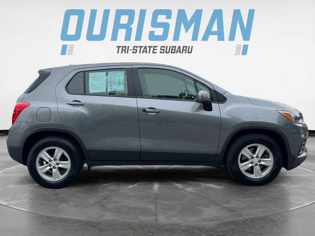 Used 2020 Chevrolet Trax LS FWD image 7
