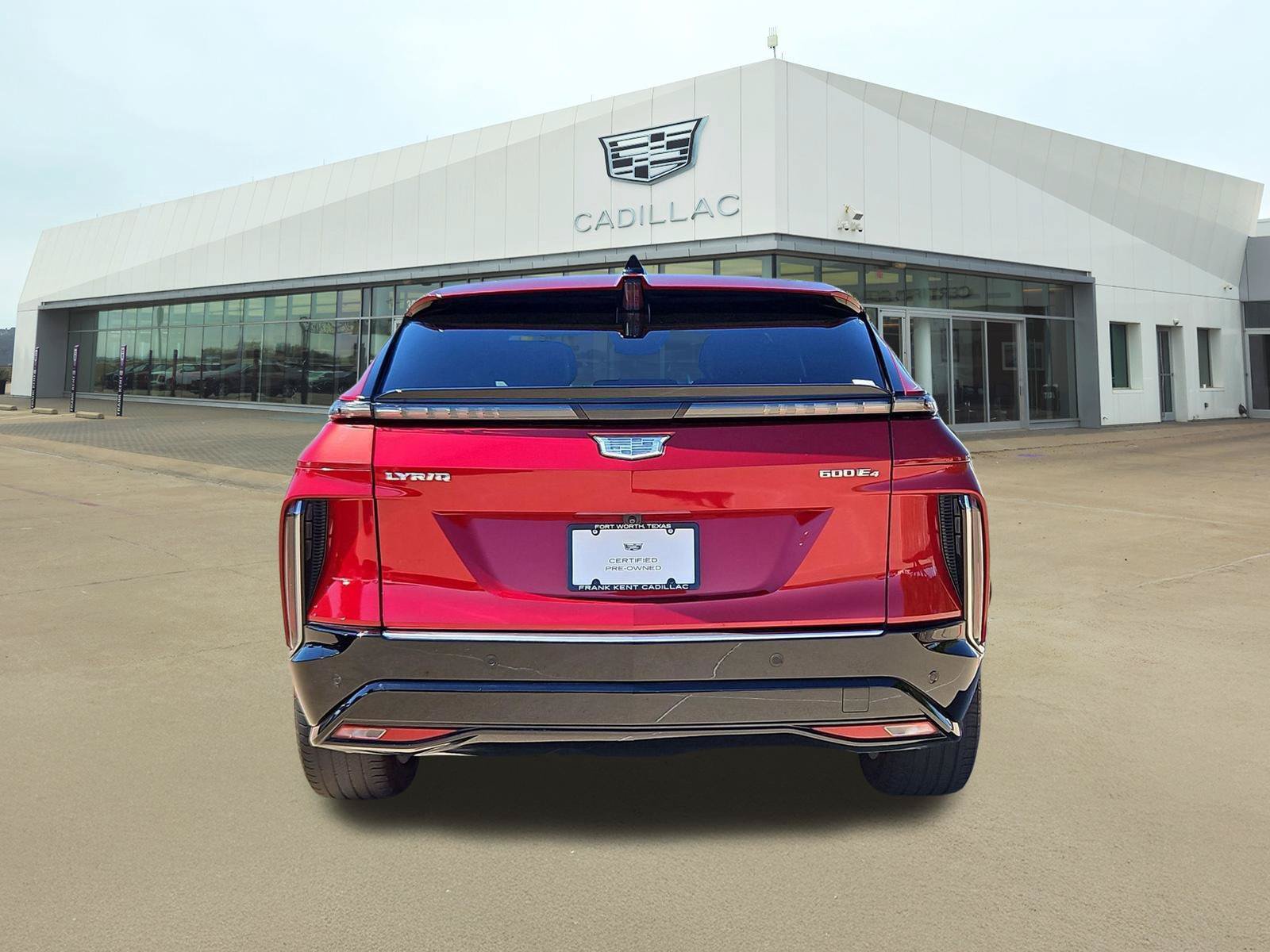 Certified 2024 Cadillac Lyriq Luxury AWD/4WD image 5