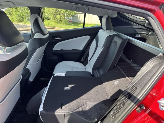 Used 2018 Toyota Prius Prime Advanced FWD image 13