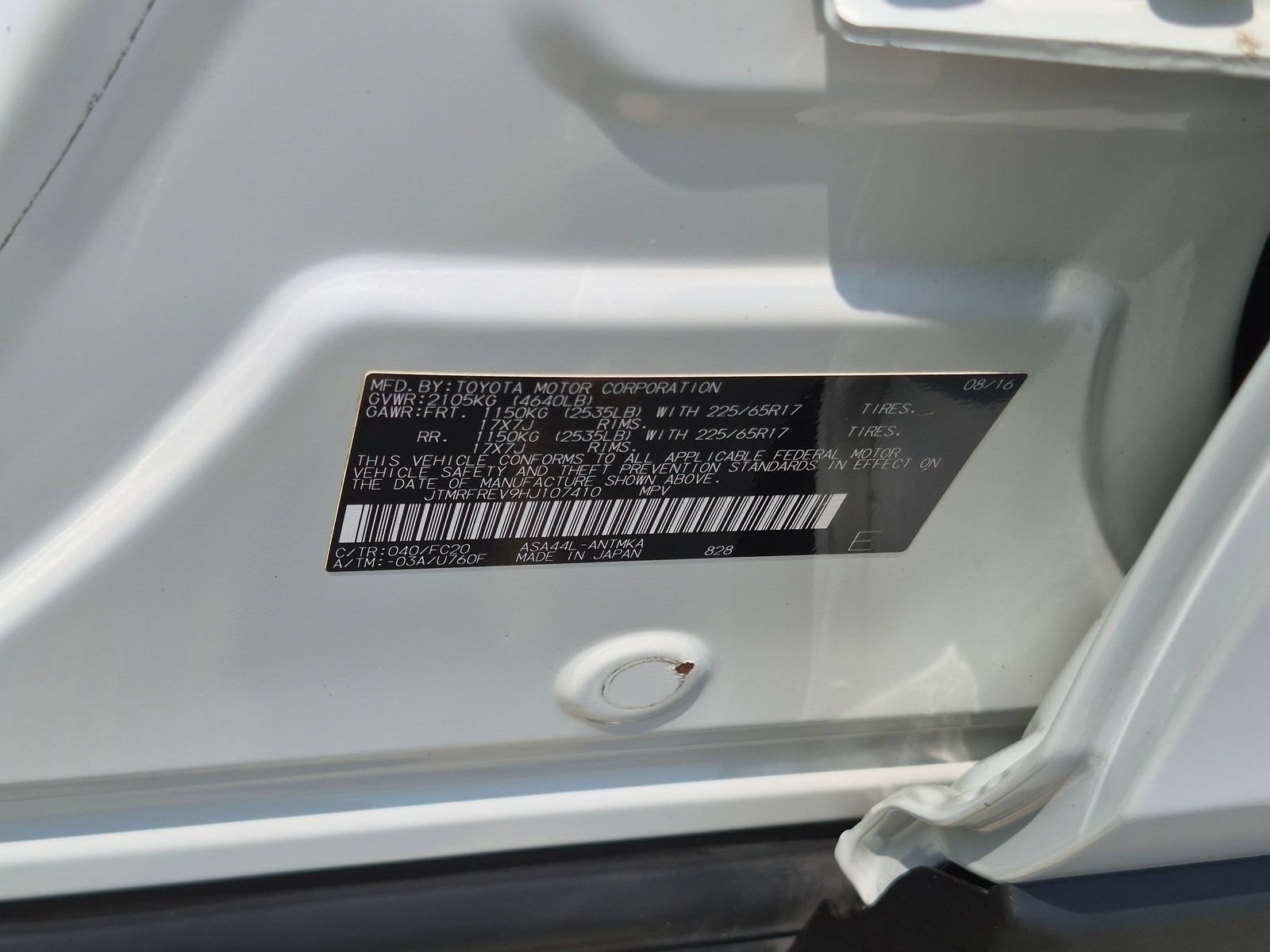 Used 2017 Toyota RAV4 XLE AWD/4WD image 36