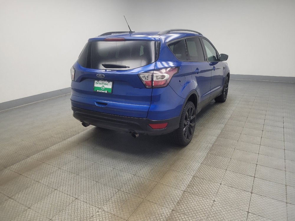 Used 2017 Ford Escape SE w/ SE Sport Appearance Package AWD/4WD image 9