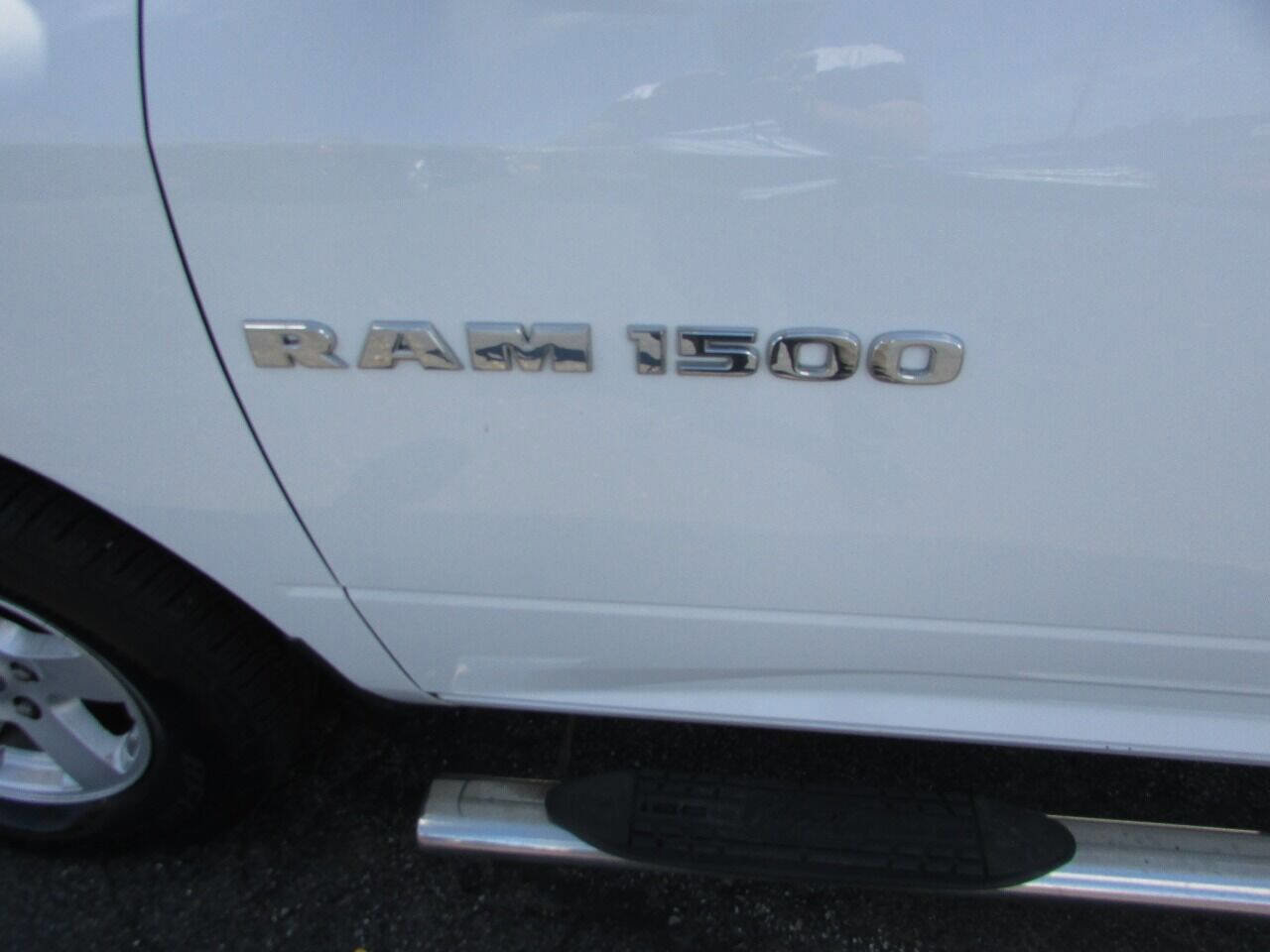 Used 2011 RAM 1500 Classic SLT image 5