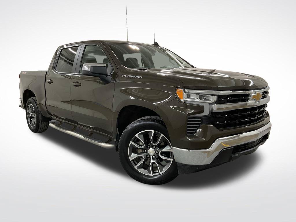 Used 2023 Chevrolet Silverado 1500 LT AWD/4WD image 5