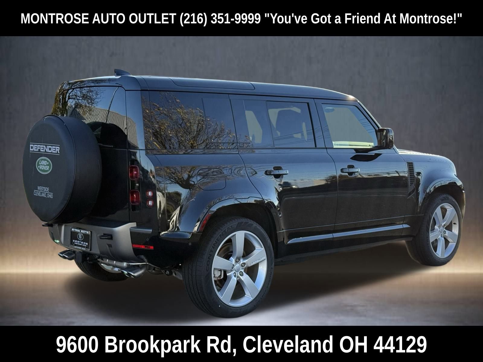 New 2025 Land Rover Defender 110 X-Dynamic SE image 6