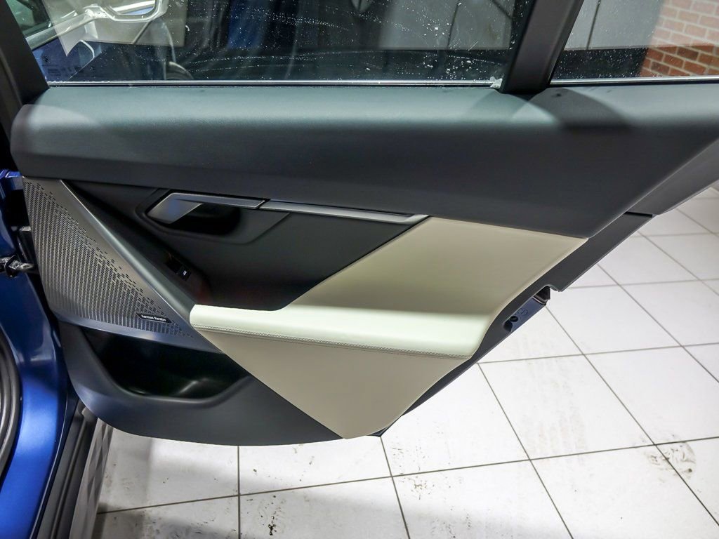 Used 2024 BMW 530i xDrive w/ Premium Package image 32