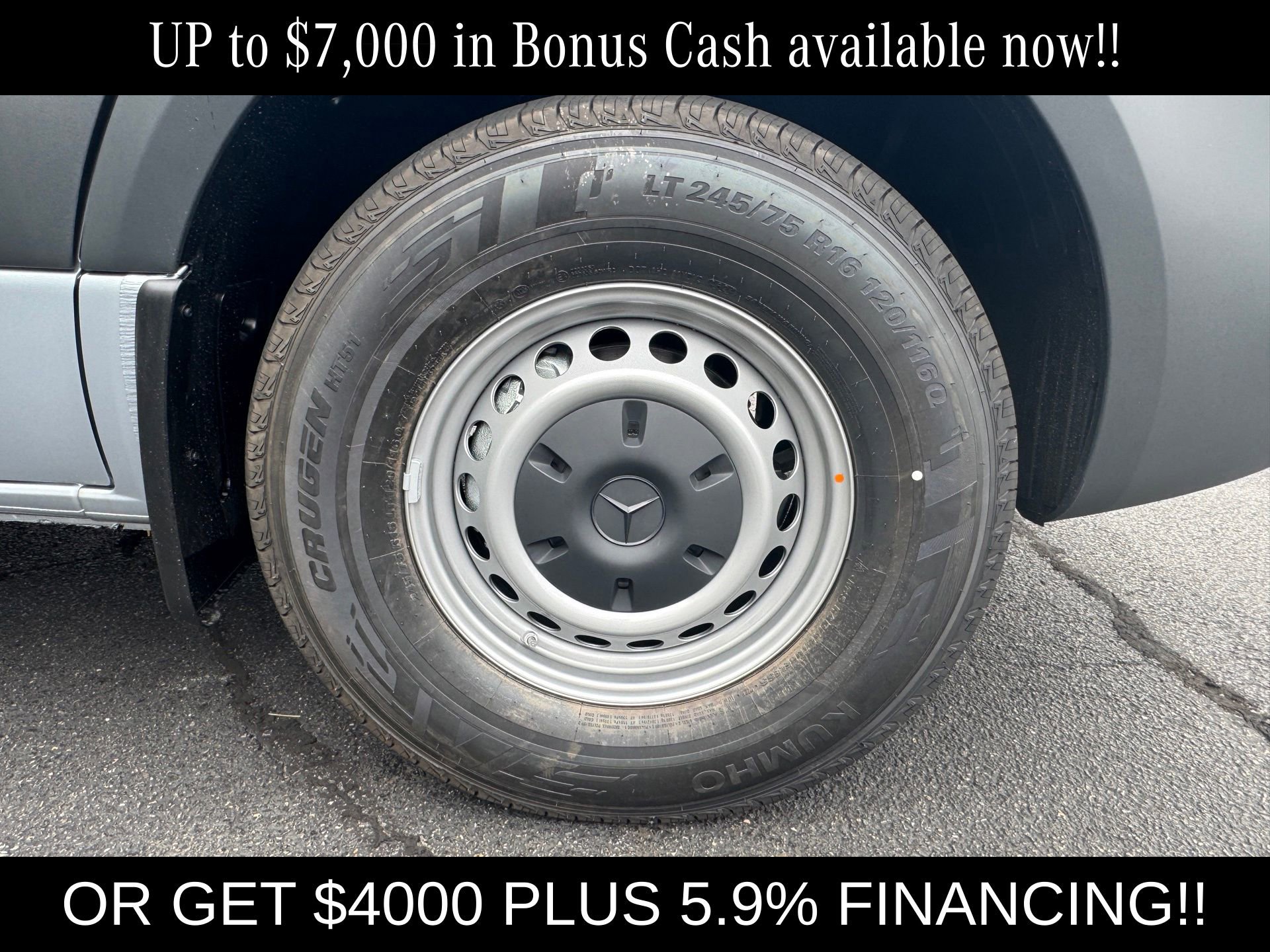 New 2025 Mercedes-Benz Sprinter 2500 image 30