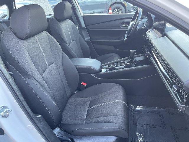 Used 2025 Honda Accord Sport image 28