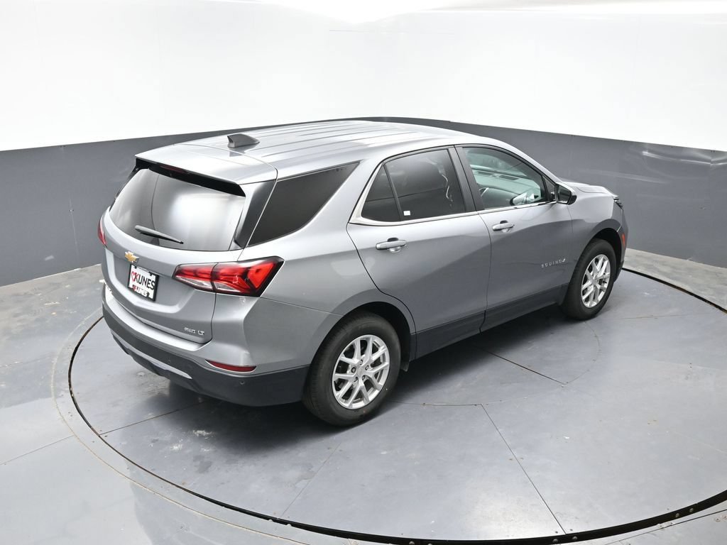 Used 2024 Chevrolet Equinox LT AWD/4WD image 44