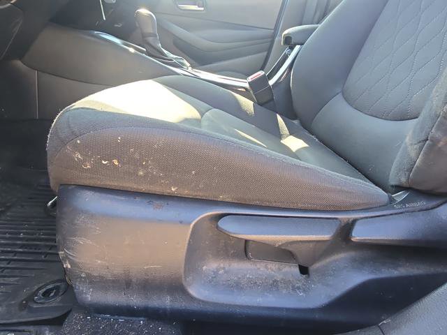 Used 2020 Toyota Corolla LE image 35