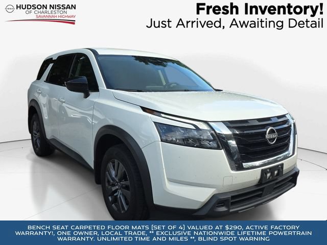 Used 2024 Nissan Pathfinder S FWD 360° Tour