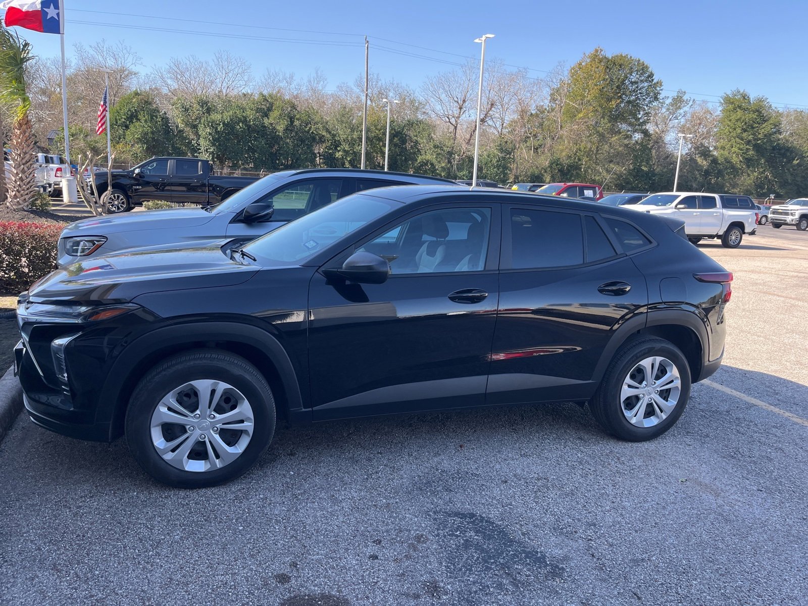 Used 2024 Chevrolet Trax LS w/ Driver Confidence Package