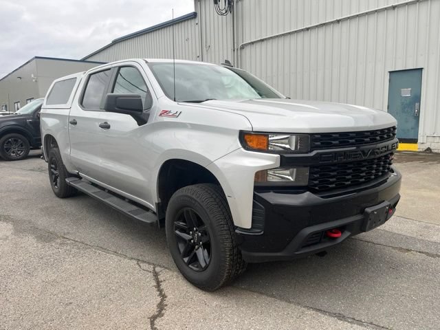Used 2020 Chevrolet Silverado 1500 Custom Trail Boss w/ Custom Convenience Package AWD/4WD image 3