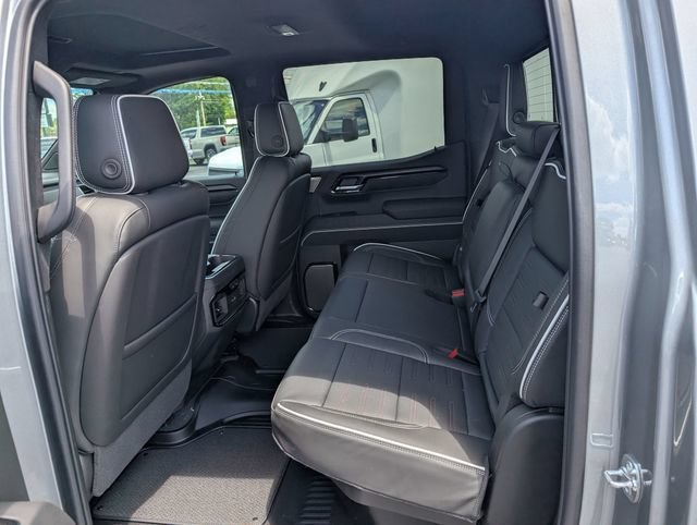 New 2026 GMC Sierra 1500 AT4X w/ LPO, Black Badging Package AWD/4WD image 10