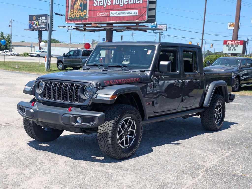 Used 2024 Jeep Gladiator Rubicon w/ Safety Group AWD/4WD image 3