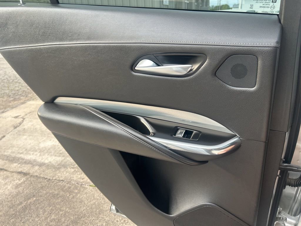 Used 2020 Cadillac XT4 Premium Luxury w/ Cold Weather Package image 31