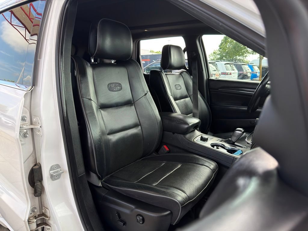 Used 2019 Jeep Grand Cherokee Overland AWD/4WD image 33