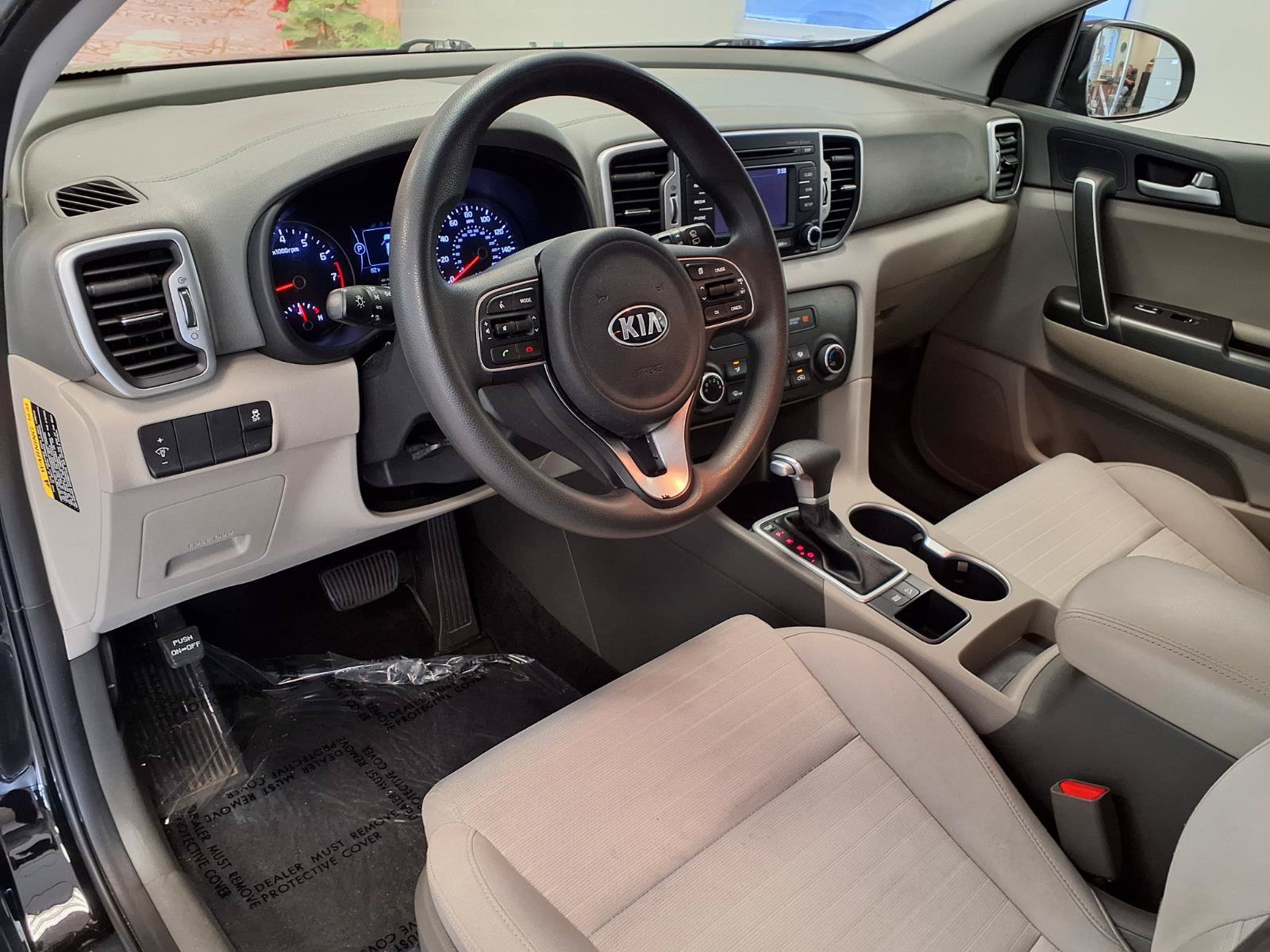Used 2018 Kia Sportage LX FWD image 18
