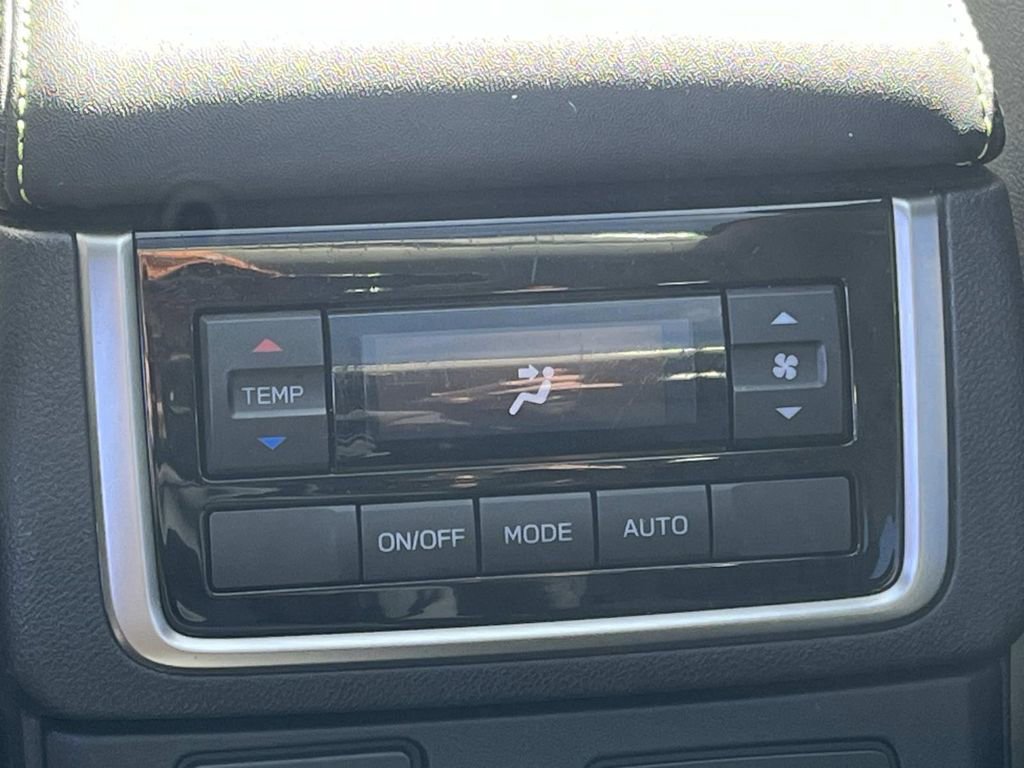 Used 2024 Subaru Ascent Onyx Edition image 17