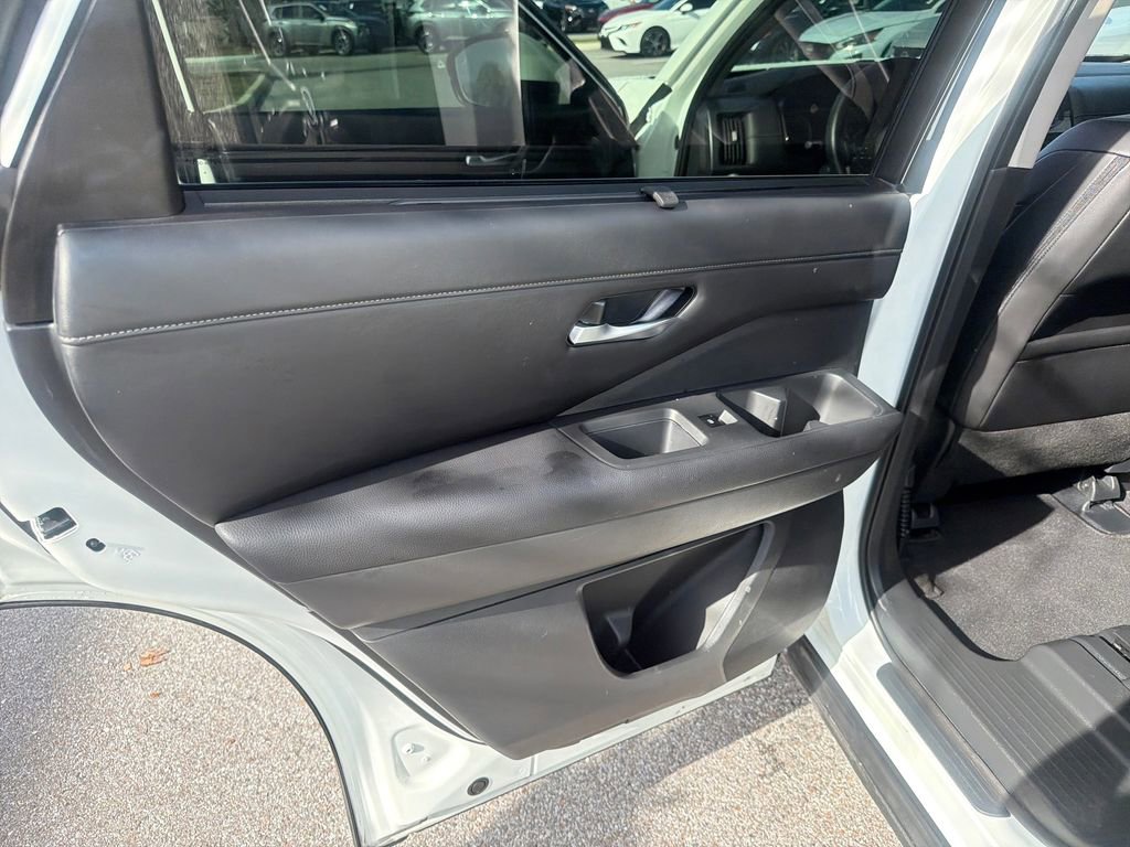 Certified 2024 Nissan Pathfinder SL w/ SL Premium Package image 21