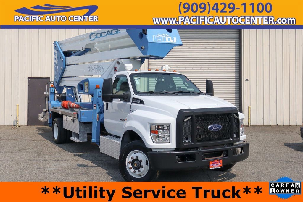 Used 2019 Ford F650 2WD Regular Cab Super Duty image 1