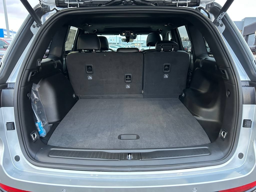 New 2025 Jeep Grand Cherokee 4WD image 28
