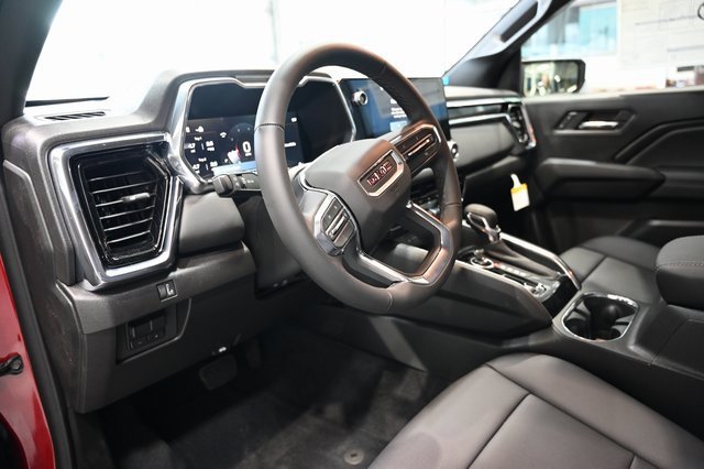 New 2026 GMC Canyon Elevation w/ Convenience Package image 24