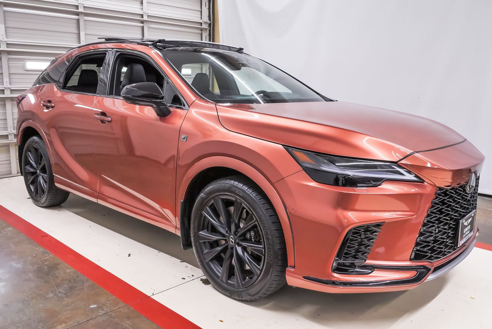 Used 2024 Lexus RX 500h F Sport w/ Convenience Package image 5