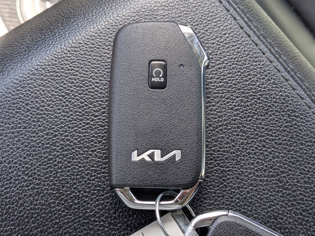 Used 2024 Kia Sportage SX FWD image 32