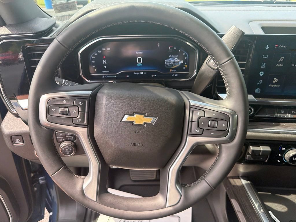 Used 2025 Chevrolet Silverado 2500 LTZ w/ LTZ Plus Package AWD/4WD image 17