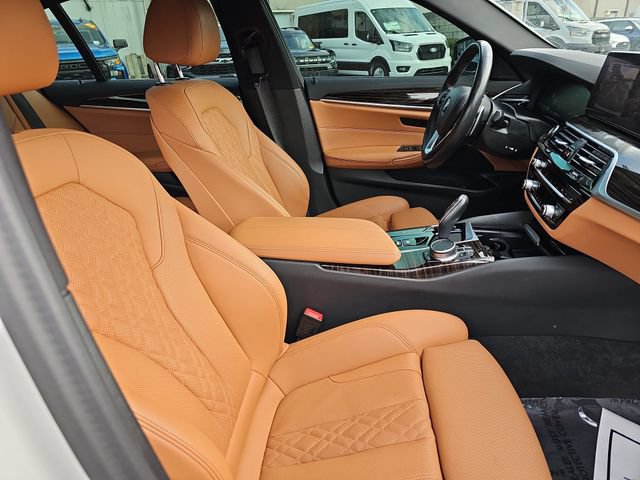 Used 2023 BMW 530i w/ Convenience Package RWD image 10