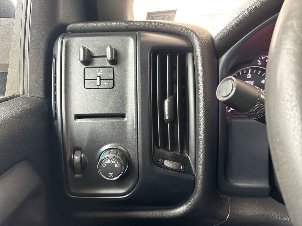Used 2017 GMC Sierra 3500 4x4 Crew Cab w/ Sierra Convenience Package image 17