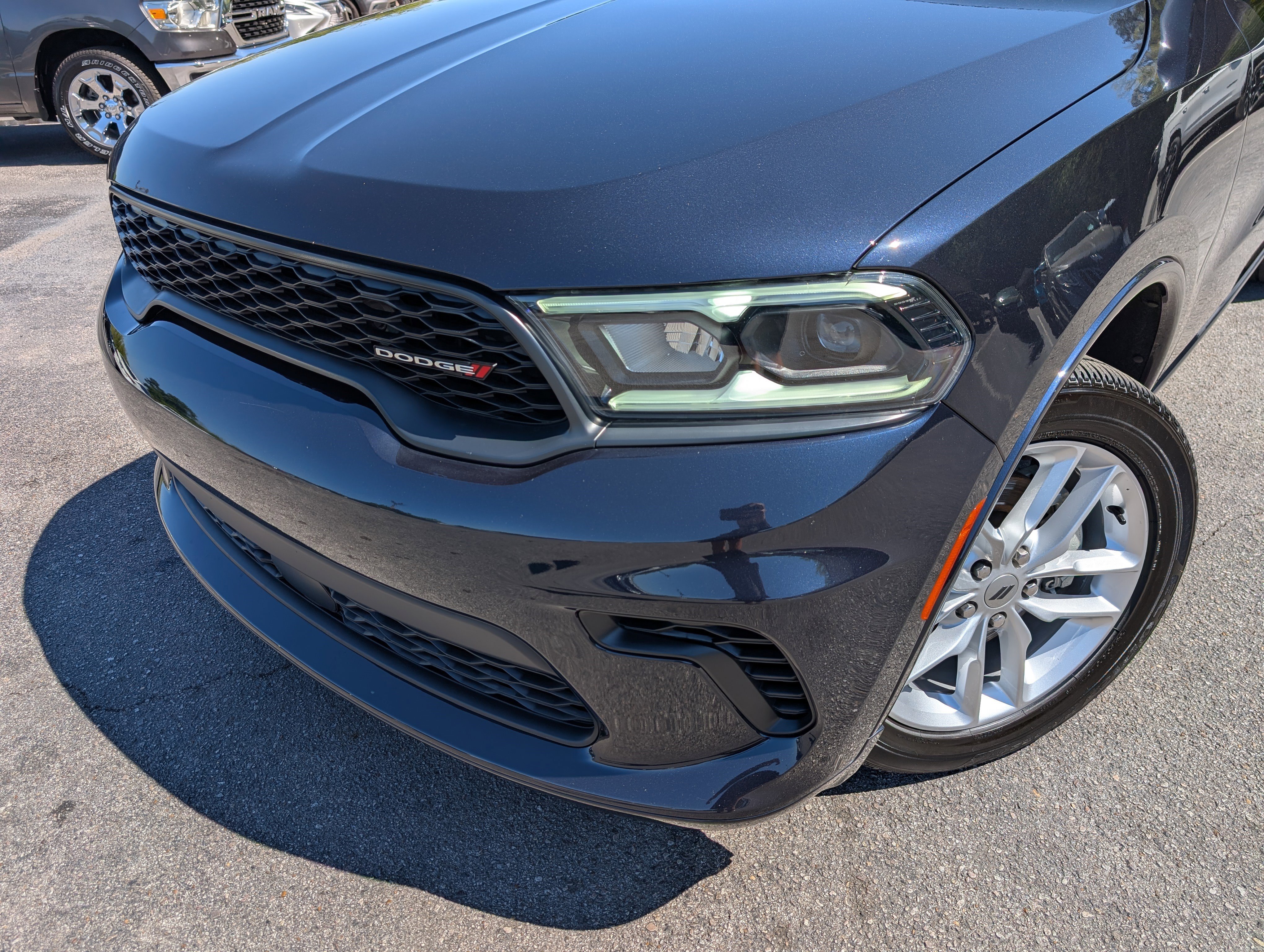 Used 2024 Dodge Durango GT AWD/4WD image 13