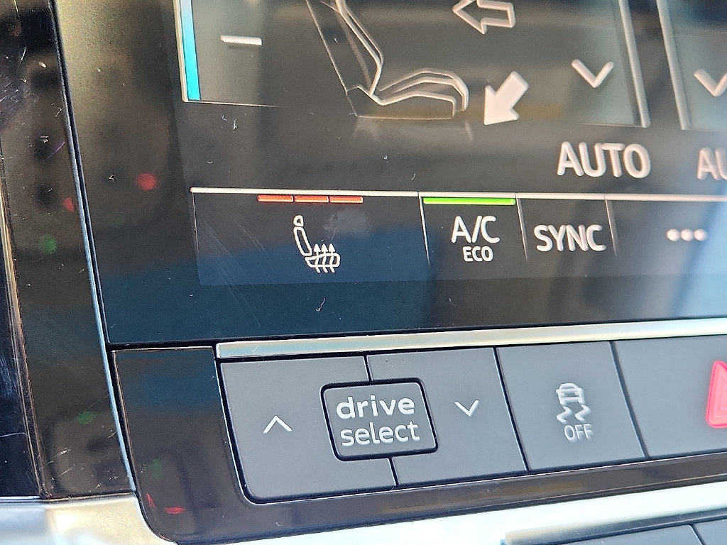 Certified 2024 Audi Q8 e-tron Premium AWD/4WD image 26