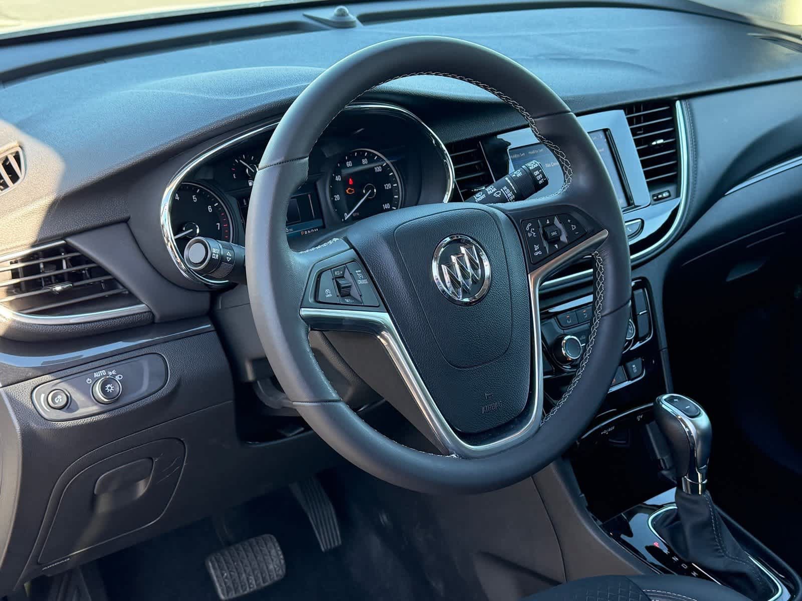 Used 2022 Buick Encore Preferred w/ Safety Package FWD image 6