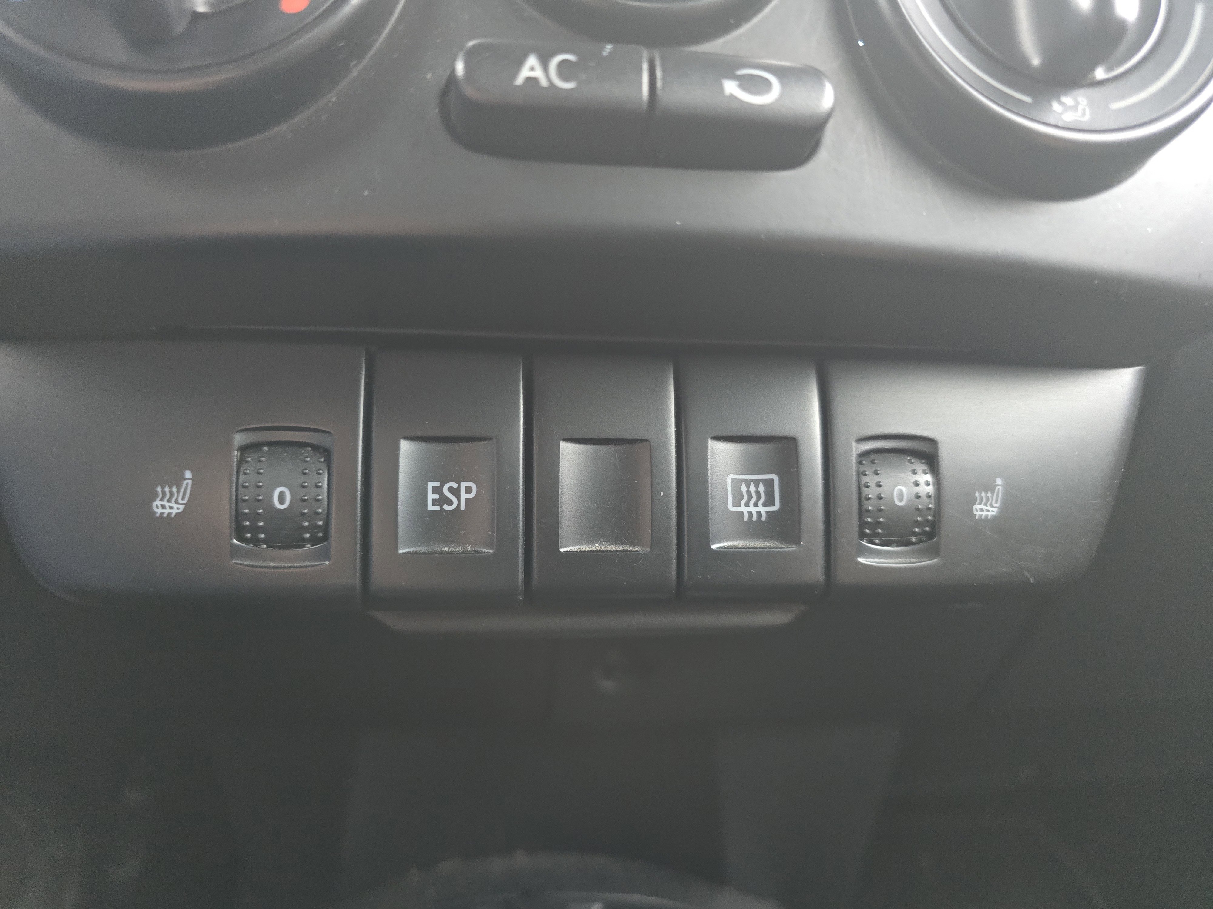 Used 2009 Volkswagen Beetle S image 20