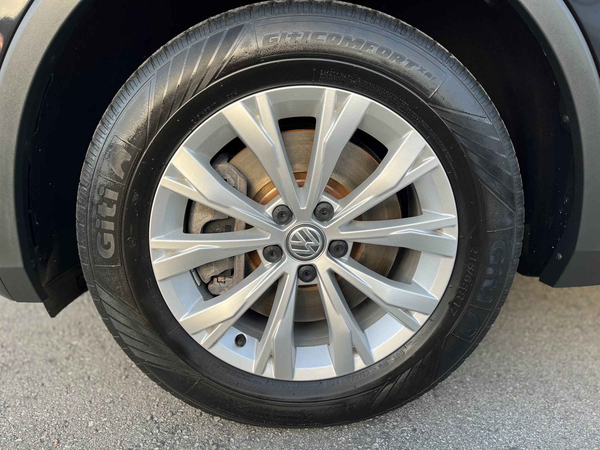 Used 2020 Volkswagen Tiguan S FWD image 26
