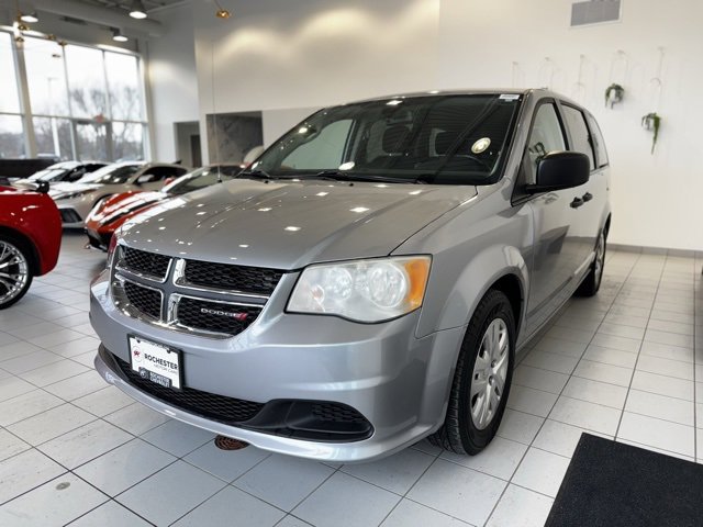 Used 2019 Dodge Grand Caravan SE w/ UConnect Hands-Free Group image 25